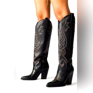 Steve Madden Lasso Cowboy Boots